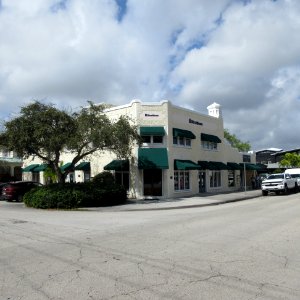 Croissant Park Administration Building-entry b
