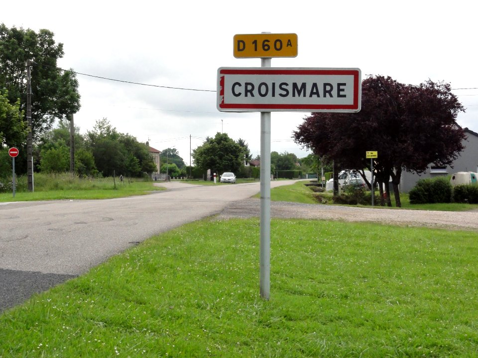 Croismare (M-et-M) city limit sign