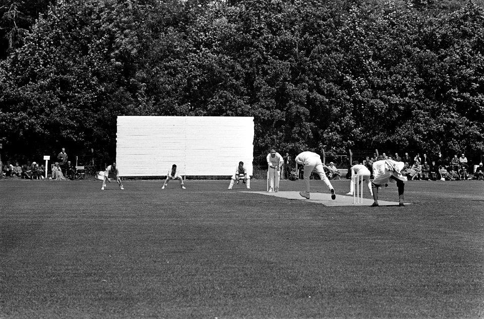 Cricket Nederland tegen Nieuw Zeeland , spelmomenten, Bestanddeelnr 917-9930