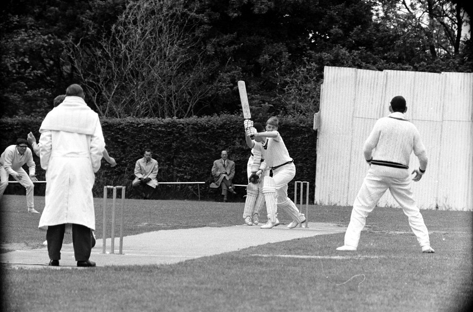 Cricket ACC tegen VRA (spelmoment Nico Spits en Rudi Jansen ), Bestanddeelnr 914-0813