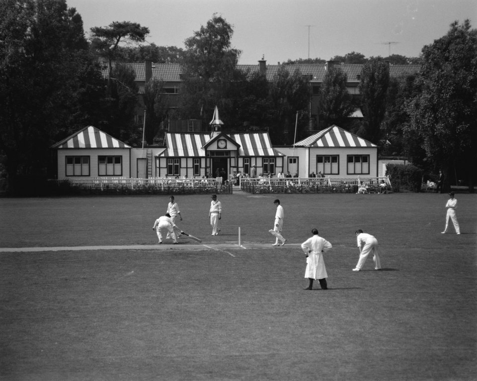 Cricket Nederland A Nederland B, Bestanddeelnr 909-6737