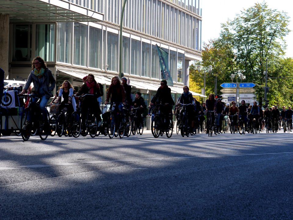 Critical Mass in support of the Hambach Forest Occupation Berlin 30-9-2018 16