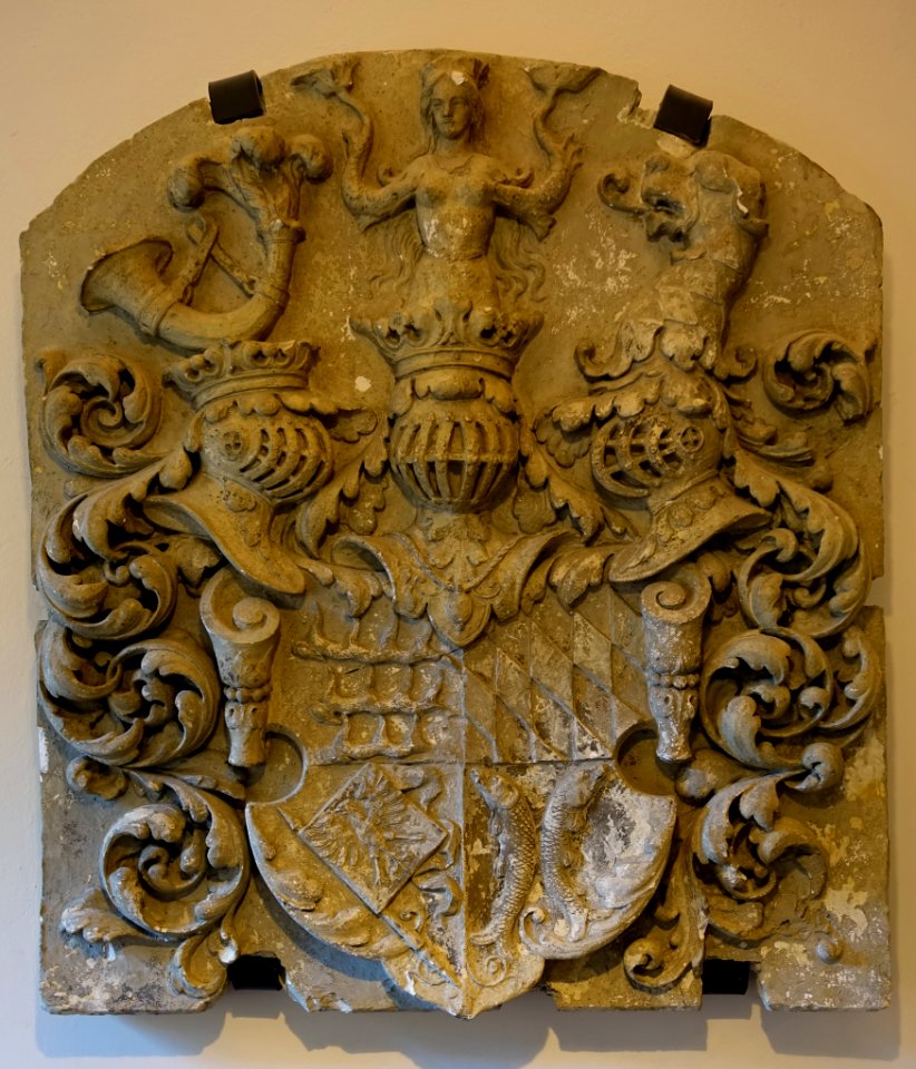 Crest - Landesmuseum Württemberg - Stuttgart, Germany - DSC03308