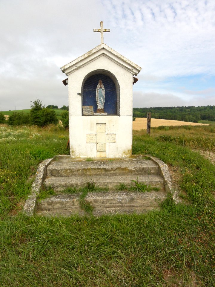 Craonne (Aisne) oratoire, mémorial de guerre
