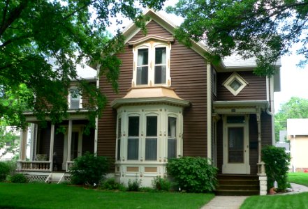 Crete, Nebraska 924 Grove Ave