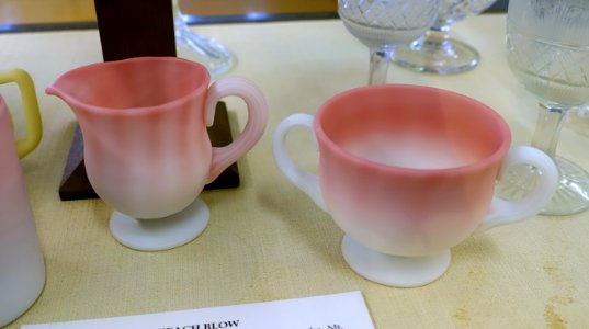 Creamer and sugar, Gunderson Glass Works, New Bedford, c. 1938-1952, glass - Old Colony History Museum - Taunton, Massachusetts - DSC03879