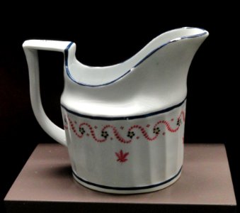 Creamer, fluted Old Oval shape, c. 1797-1799, Minton, hybrid hard-paste porcelain, overglaze enamels - Gardiner Museum, Toronto - DSC00779
