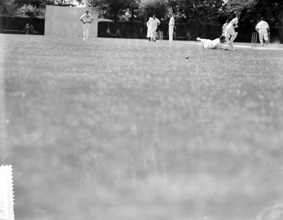 Cricket ACC tegen Quick(H). Marsielle in actie, Meyer en, Bestanddeelnr 910-4287
