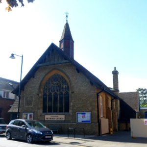 Cranleigh Methodist Church, High Street, Cranleigh (May 2014) (2)
