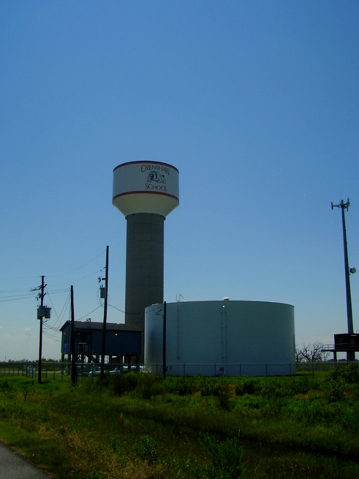 CrenshawSchoolWatertower