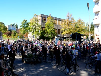 Critical Mass in support of the Hambach Forest Occupation Berlin 30-9-2018 05