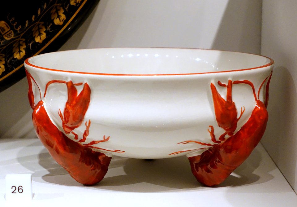 Crayfish dish, probably designed by Alf Wallander (1862-1914), Rorstrand, c. 1911, creamware - Nordiska museet - Stockholm, Sweden - DSC09813