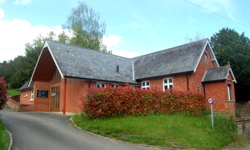 Crawley Gospel Hall, Peach Hill Lane, Crawley, Hampshire (May 2021) (10)