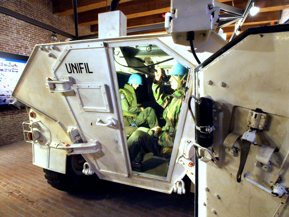 DAF YP 408 Unifil 4390 pic4