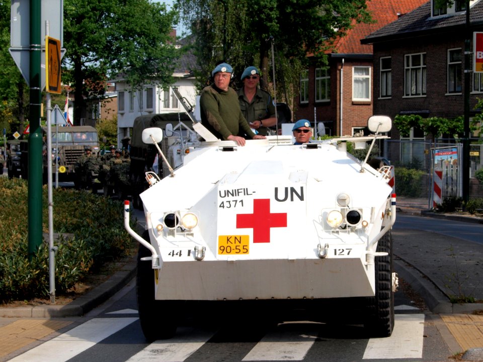 DAF YP-408 ambulance, UNIFIL 4371 UN, 44I, 127, Bridgehead 2011 pic1