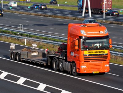 DAF FTG XF105, J Middelkoop Logistics, pic1