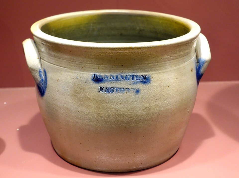 Crock, Bennington Factory, 1804-1823 - Bennington Museum - Bennington, VT - DSC08946