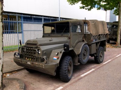 DAF YA 126 p01
