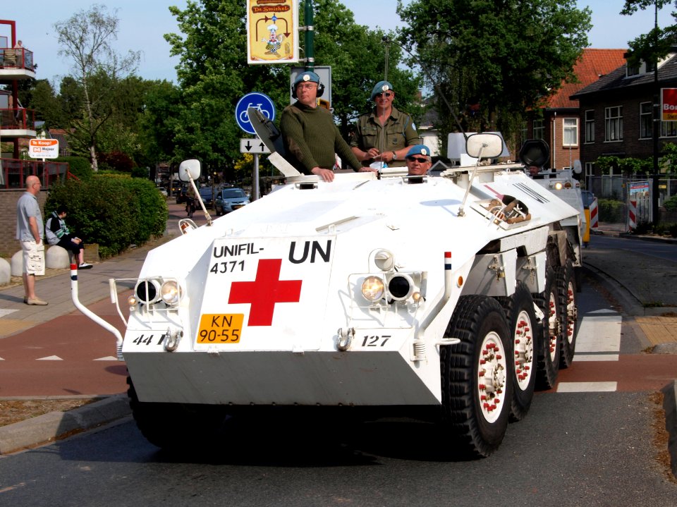 DAF YP-408 ambulance, UNIFIL 4371 UN, 44I, 127, Bridgehead 2011 pic3