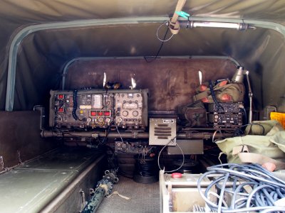 DAF YA-126 Telex (Radio car) inside pic1