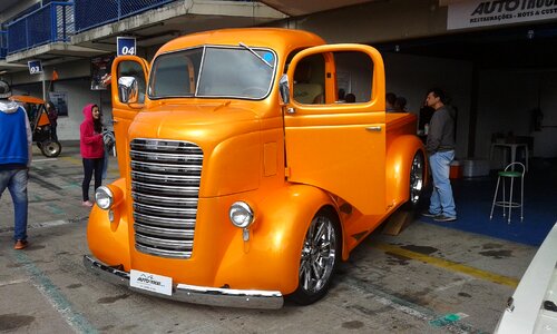 Truck orange motor