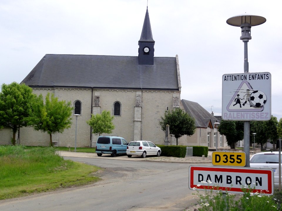 Dambron (Eure-et-Loir) Église