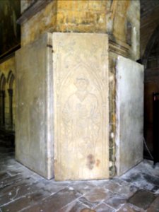 Dalle funéraire de la cathédrale Saint-Etienne (Châlons-en-Champagne) (05)