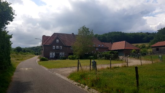 Dal-Mariabeeldje in gevel Dal Bissenweg 10 (1)