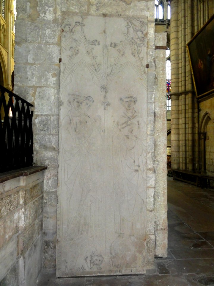Dalle funéraire de la cathédrale Saint-Etienne (Châlons-en-Champagne) (04)