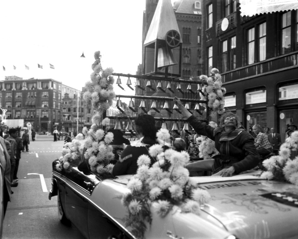 Dam tot Dam race , eerste dag, mevrouw Bonke te Amsterdam, Bestanddeelnr 910-6146