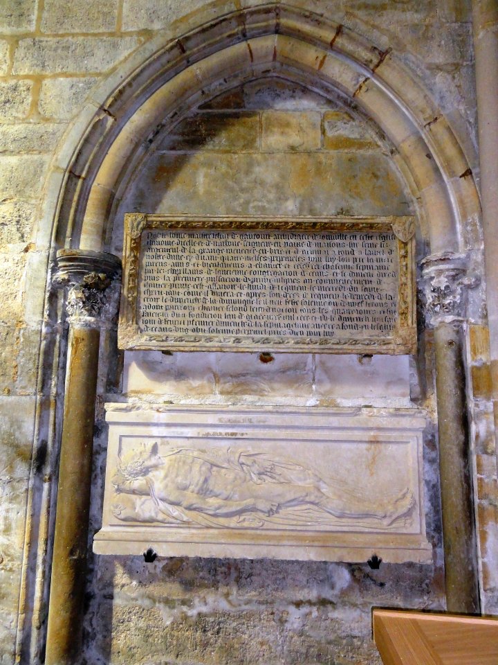 Dalle funéraire de la cathédrale Saint-Etienne (Châlons-en-Champagne) (01)