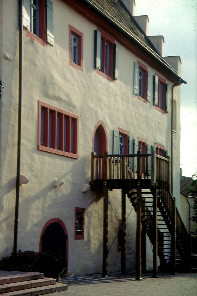 Dallau