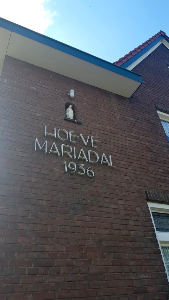 Dal-Mariabeeldje in gevel Dal Bissenweg 10 (3)