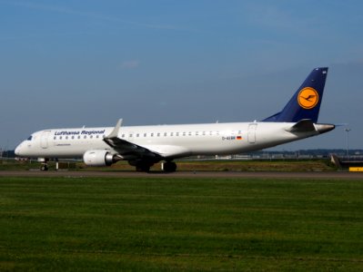 D-AEBR Lufthansa CityLine Embraer ERJ-195LR at Schiphol (AMS - EHAM), The Netherlands, 17may2014, pic-3
