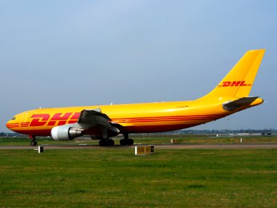 D-AEAN Airbus A300B4-622RF DHL Air taxiing 13july2013 pic-007
