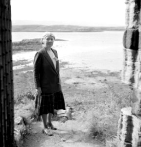 Dame Flora MacLeod of MacLeod op Dunvegan Castle, een kasteel dat toebehoort aan, Bestanddeelnr 252-0173