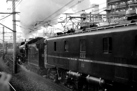 D51498+EF5861 19881223