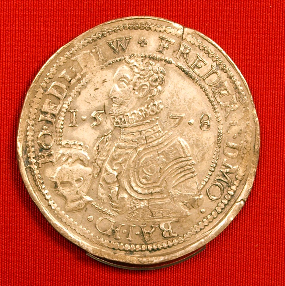 Daalder met portret Frederik, 1578