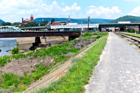 Dam No. 8 and Guard lock 8, looking at Potomac and Wills Creek at End of C and O Canal