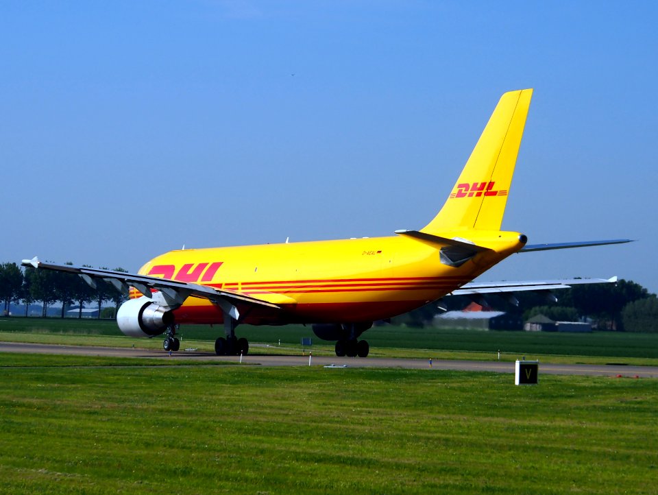 D-AEAL DHL Airbus Industrie A300 taxiing at Schiphol (AMS - EHAM), The Netherlands, 17may2014, pic-4