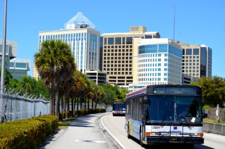 Dadeland "edge city" from busway