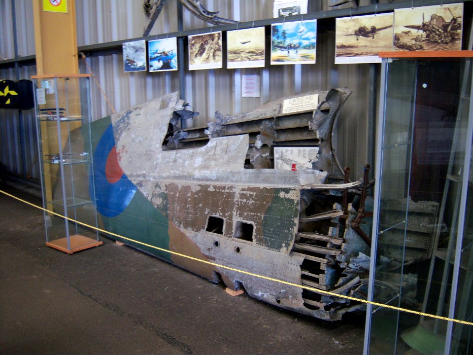 Curtiss P40 Tomahawk AH744 remains, NELSAM, 27 June 2015