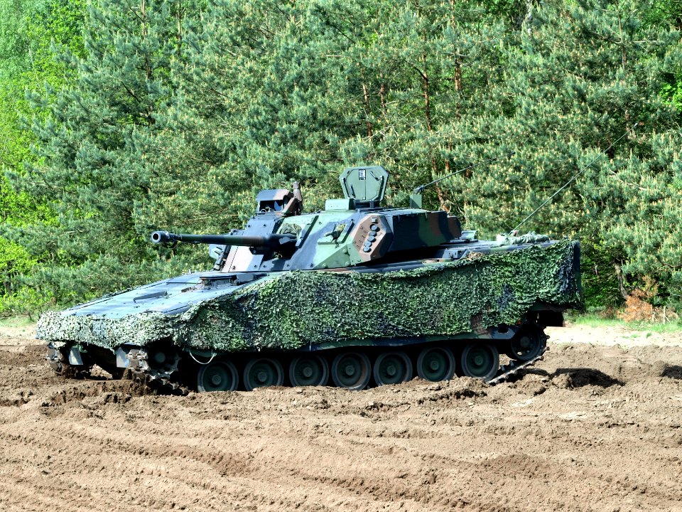 CV90 photo-015