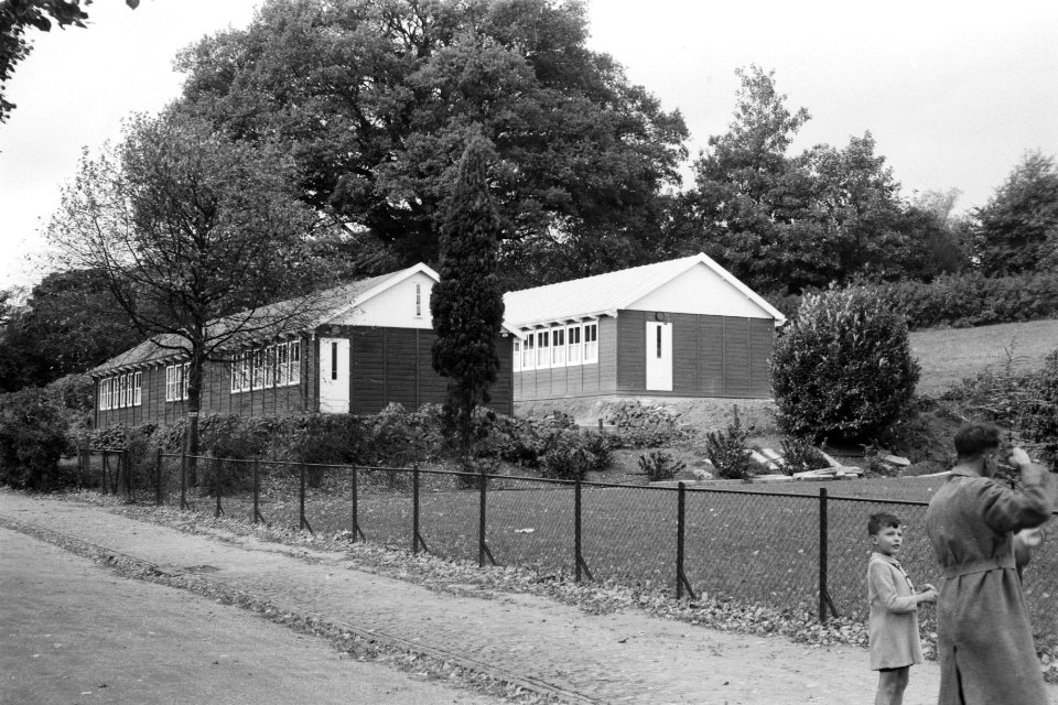 Cursusgebouw aan de Dalweg van de Nederlandse Heidemaatschappij te Arnhem, Bestanddeelnr 170-1132