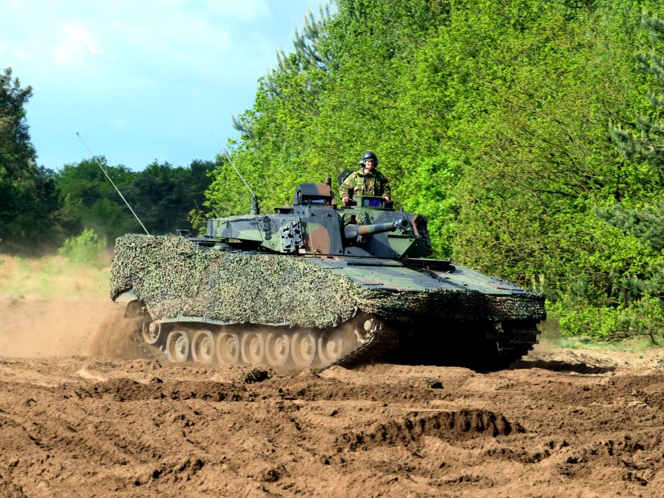 CV90 photo-019
