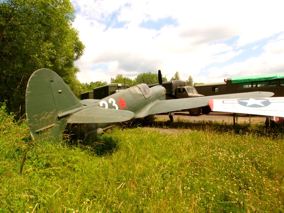 Curtis P-40 Warhawk pic2