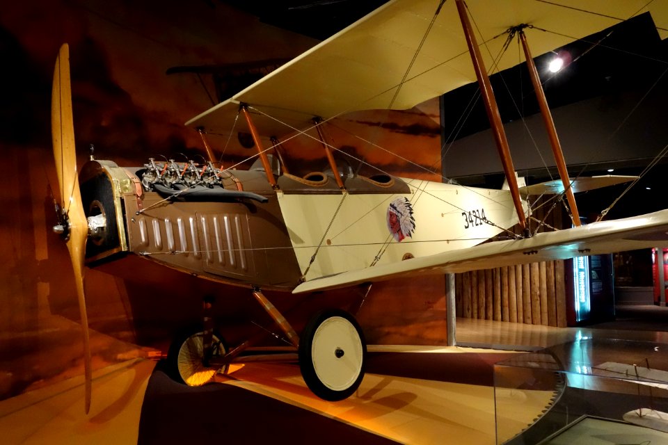 Curtiss Jenny - Glenbow Museum - DSC01127