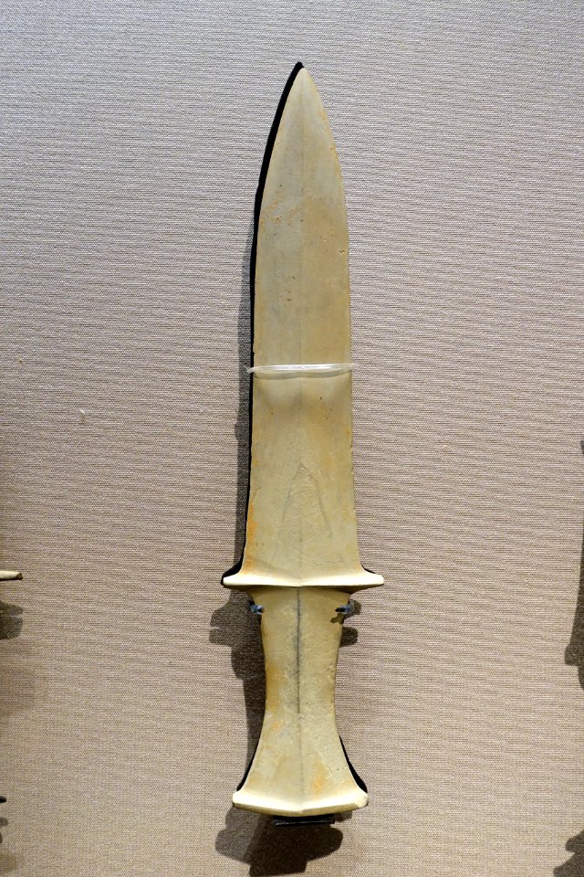 Dagger, Korea, Bronze Age, 5th to 4th century BC, polished stone - Tokyo National Museum - Tokyo, Japan - DSC08218