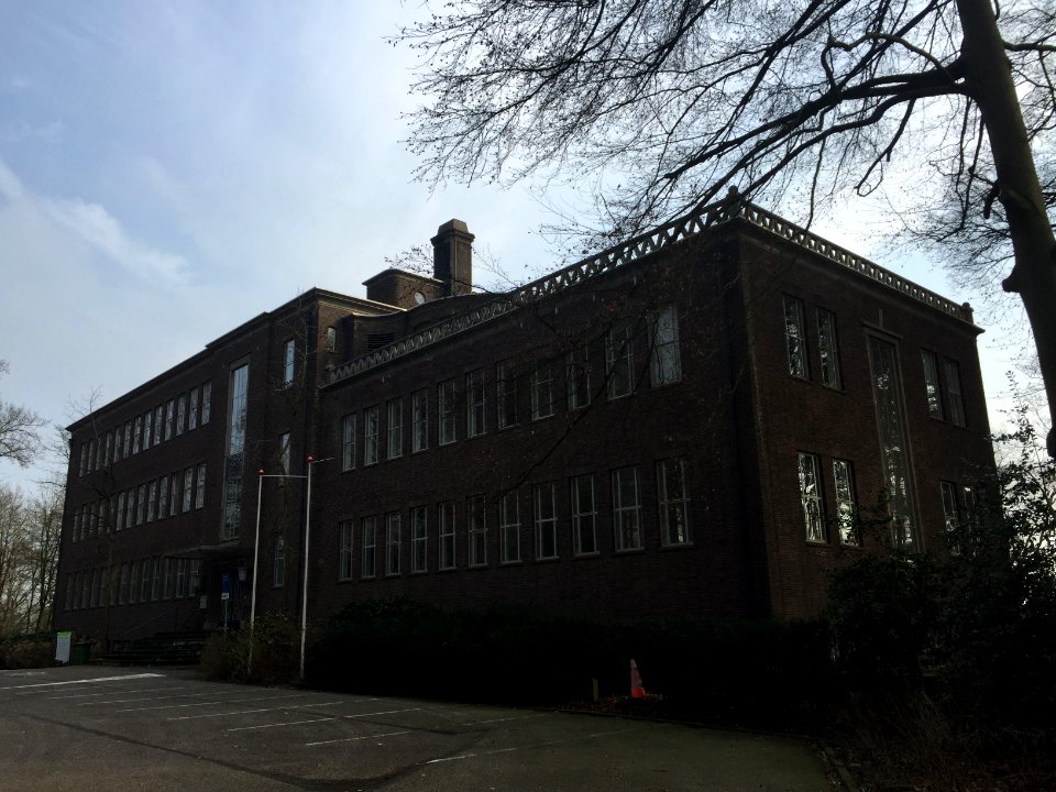 Cursistengebouw KEMA