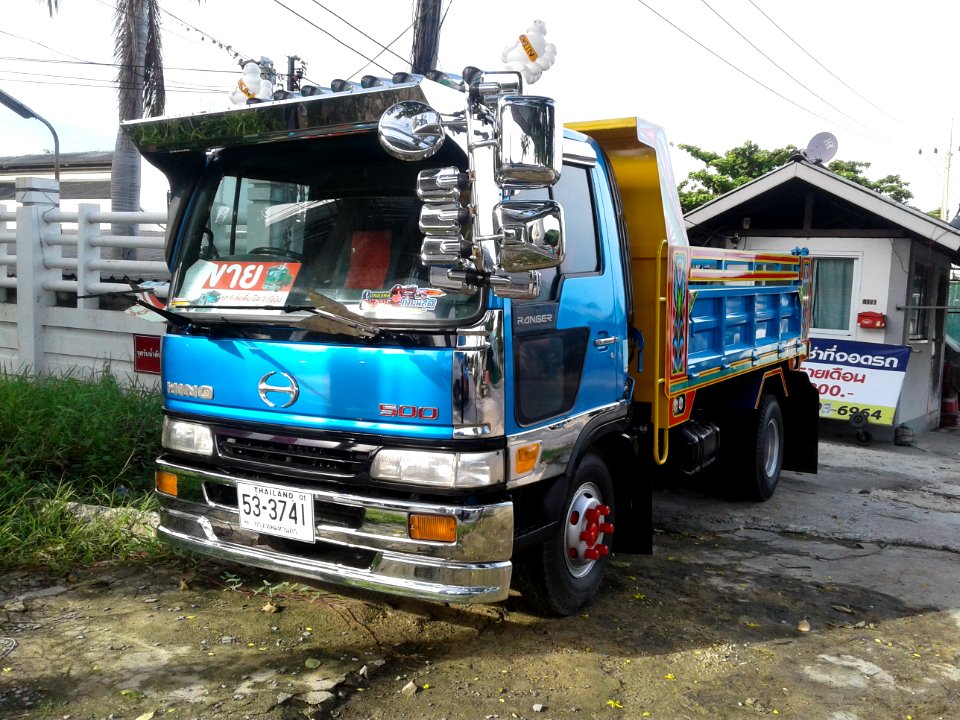 Customized Hino Ranger Dump Trucks For Sale in Thailand 01